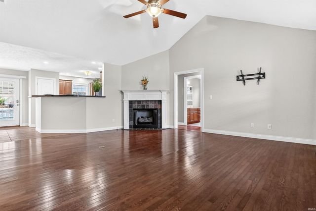 13145 Balboa Drive, Evansville, IN 47725