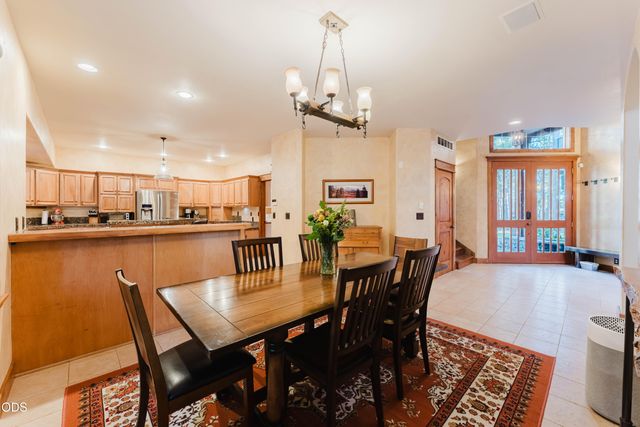 60080 River Bluff Trail, Bend, OR 97702