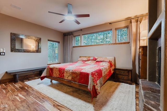 60080 River Bluff Trail, Bend, OR 97702