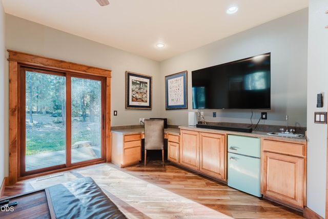 60080 River Bluff Trail, Bend, OR 97702