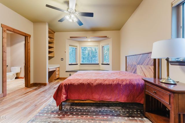 60080 River Bluff Trail, Bend, OR 97702