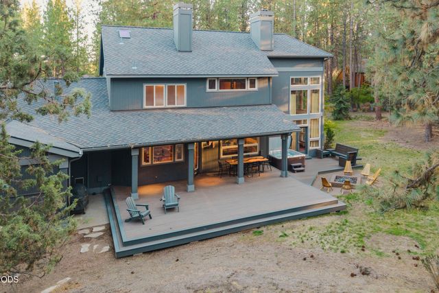 60080 River Bluff Trail, Bend, OR 97702