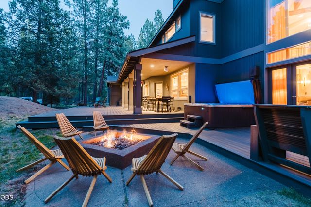 60080 River Bluff Trail, Bend, OR 97702