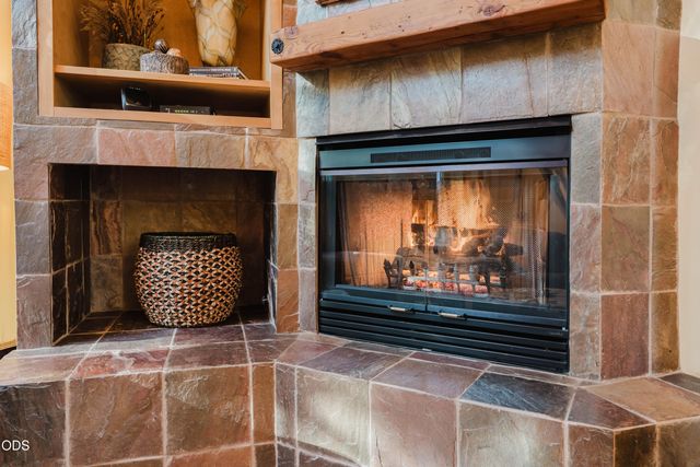 60080 River Bluff Trail, Bend, OR 97702