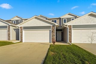 803 Campusside Place, Norwalk, IA 50211