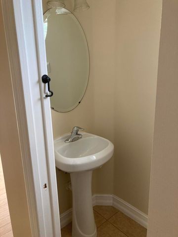 306 NW 1st Street 306, Delray Beach, FL 33444