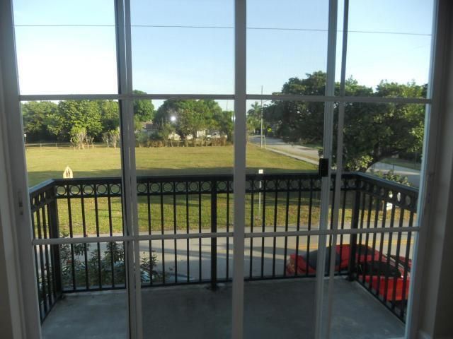 306 NW 1st Street 306, Delray Beach, FL 33444