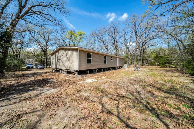 15139 Woods North Drive, Kemp, TX 75143