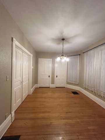 231 S Prairie Avenue, Fairmont, MN 56031