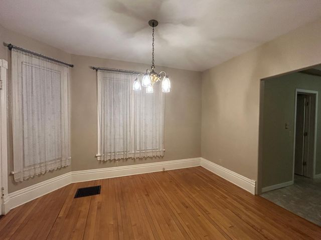 231 S Prairie Avenue, Fairmont, MN 56031