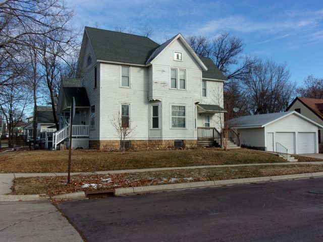 231 S Prairie Avenue, Fairmont, MN 56031