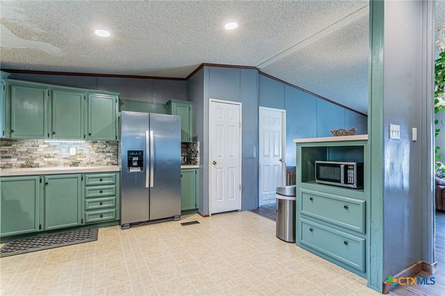 2811 Mimosa Drive, Kempner, TX 76539