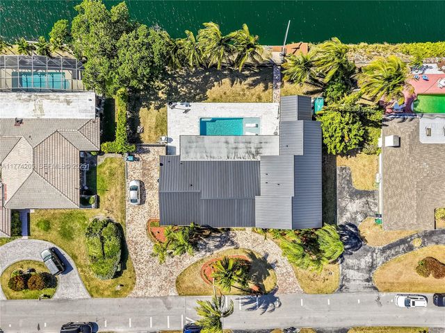 7501 SW 174th Street, Palmetto Bay, FL 33157