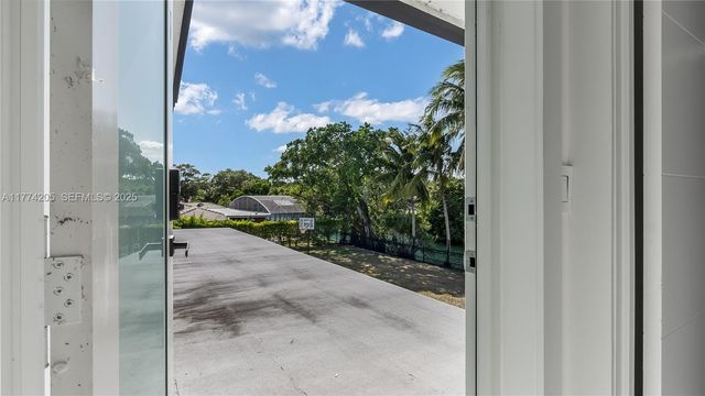 7501 SW 174th Street, Palmetto Bay, FL 33157