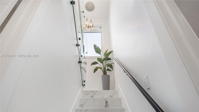 7501 SW 174th Street, Palmetto Bay, FL 33157