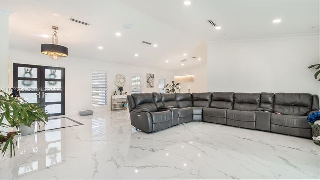7501 SW 174th Street, Palmetto Bay, FL 33157