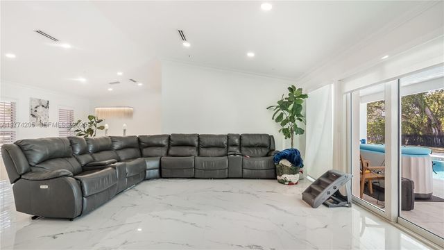 7501 SW 174th Street, Palmetto Bay, FL 33157