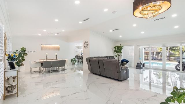 7501 SW 174th Street, Palmetto Bay, FL 33157