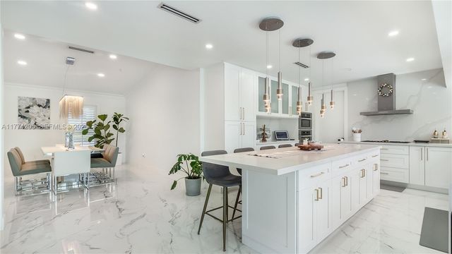 7501 SW 174th Street, Palmetto Bay, FL 33157