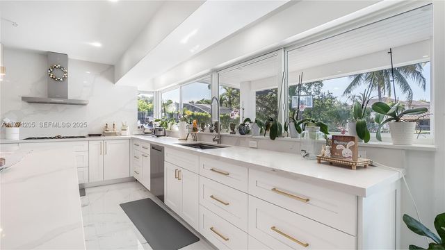 7501 SW 174th Street, Palmetto Bay, FL 33157