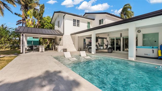 7501 SW 174th Street, Palmetto Bay, FL 33157
