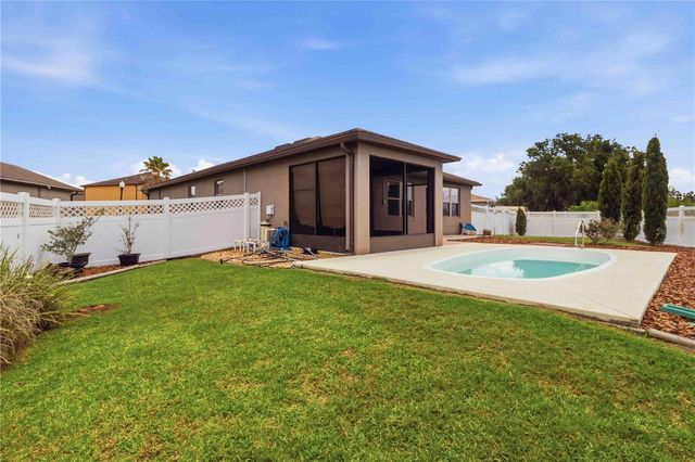 8804 HINSDALE HEIGHTS DRIVE, Polk City, FL 33868