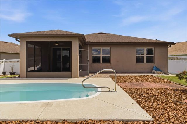 8804 HINSDALE HEIGHTS DRIVE, Polk City, FL 33868