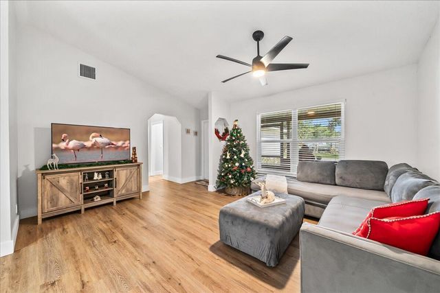 5907 Raintree Trail, Fort Pierce, FL 34982