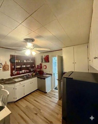 518 Earl Court, Niles, MI 49120