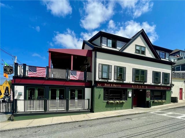 5 John Street 2, Bristol, RI 02809