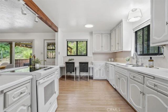 1987 Corralitos Drive, San Luis Obispo, CA 93401