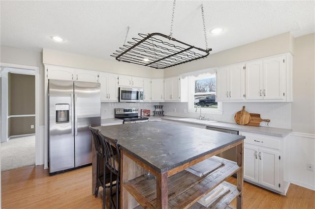 1206 Campbell Street, Liberty, MO 64068