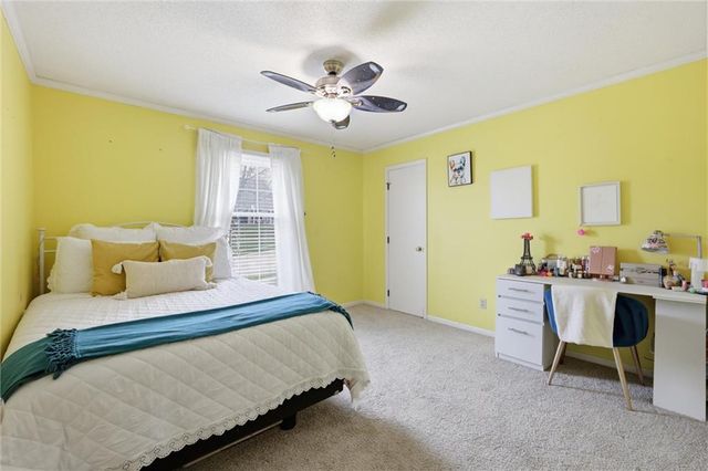 1206 Campbell Street, Liberty, MO 64068