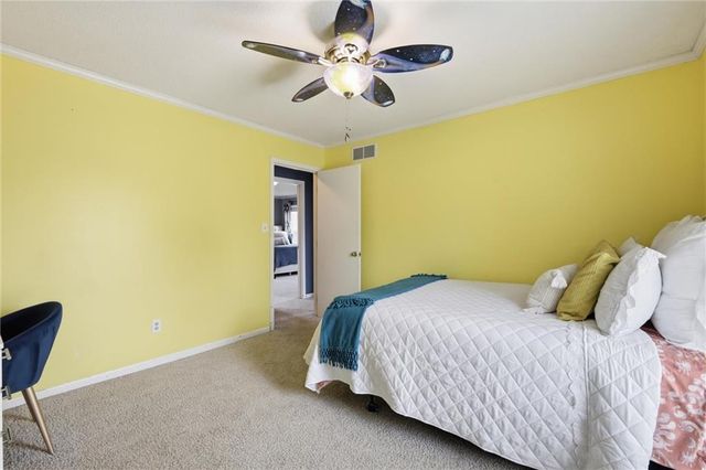 1206 Campbell Street, Liberty, MO 64068