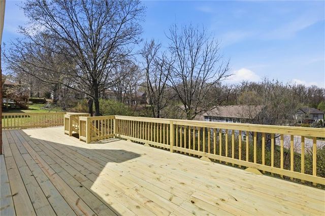 1206 Campbell Street, Liberty, MO 64068