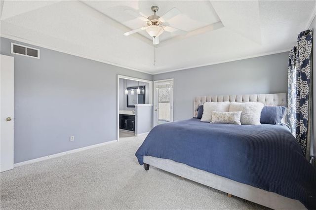 1206 Campbell Street, Liberty, MO 64068