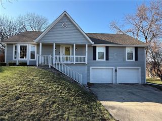 1206 Campbell Street, Liberty, MO 64068