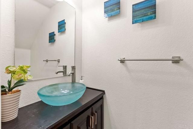 2712 Villas Way, San Diego, CA 92108