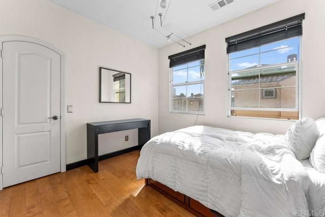 2712 Villas Way, San Diego, CA 92108