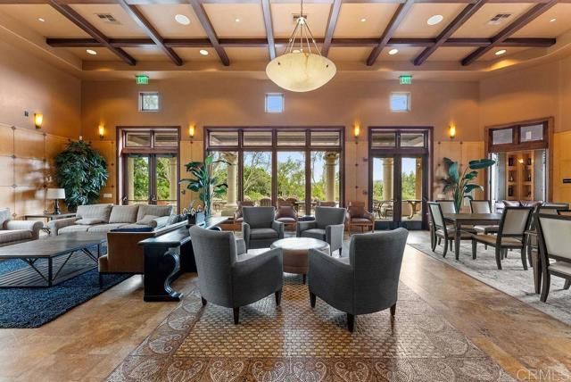 2712 Villas Way, San Diego, CA 92108