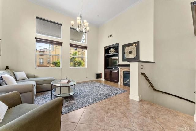 2712 Villas Way, San Diego, CA 92108