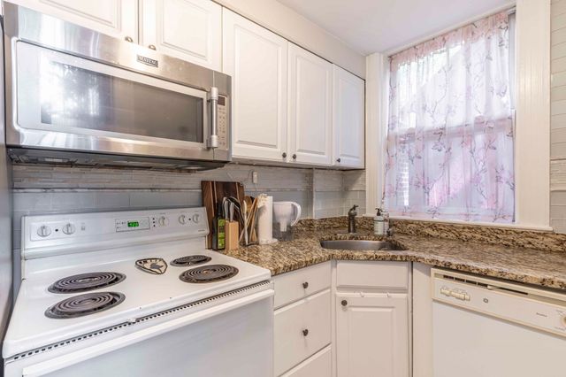 405 Commonwealth Ave 2B, Boston, MA 02215