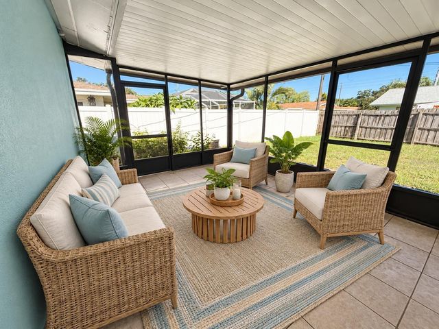 1750 GREAT BRIKHILL ROAD, Clearwater, FL 33755