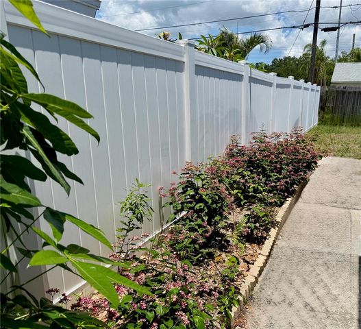 1750 GREAT BRIKHILL ROAD, Clearwater, FL 33755