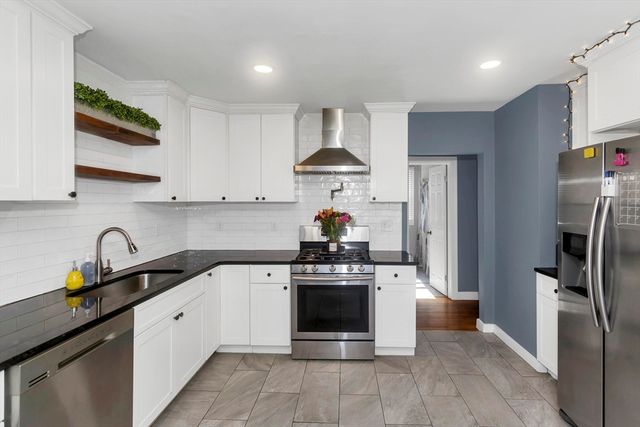 127 Governor St, Springfield, MA 01104