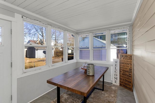 127 Governor St, Springfield, MA 01104