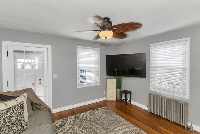 127 Governor St, Springfield, MA 01104