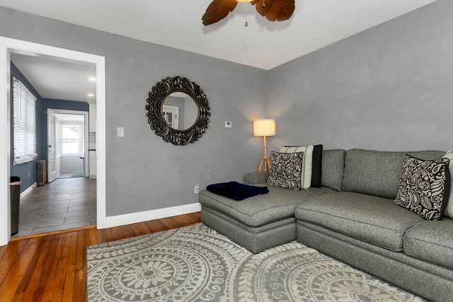 127 Governor St, Springfield, MA 01104