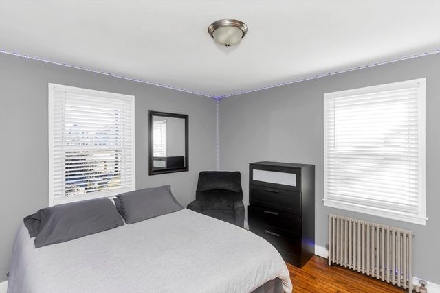 127 Governor St, Springfield, MA 01104