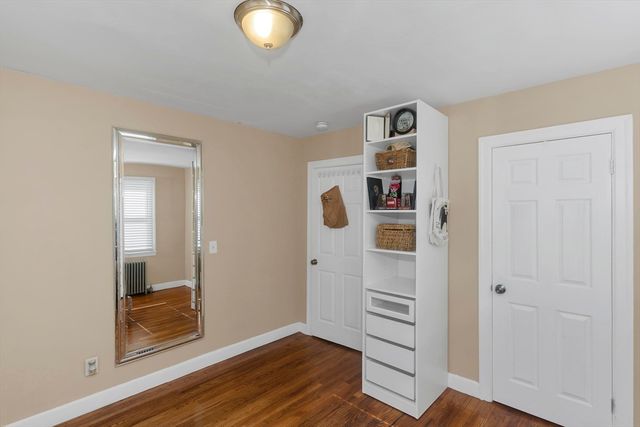 127 Governor St, Springfield, MA 01104